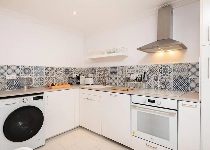 Naranja Cozy 1min Walk To By Allstay Διαμέρισμα *